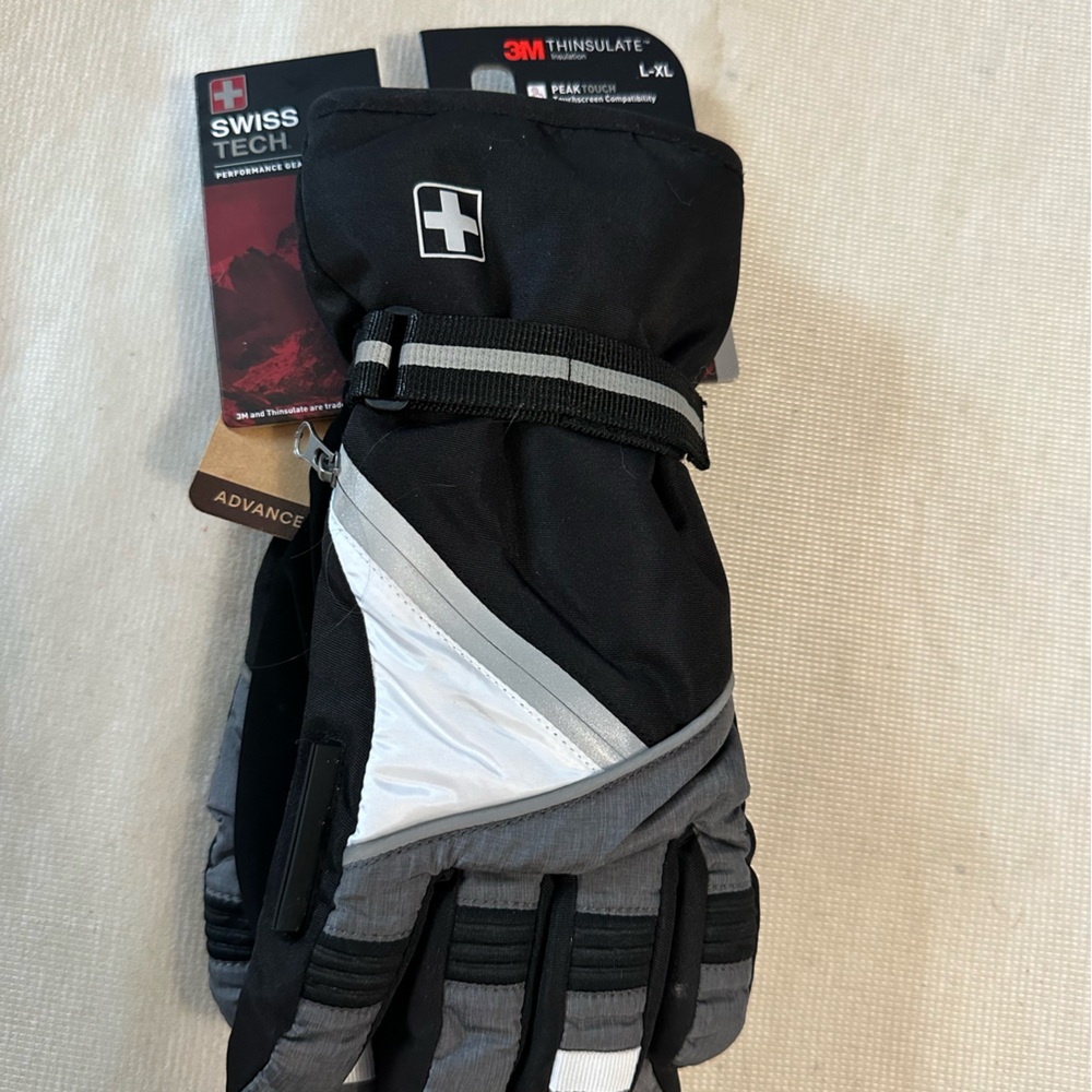 Swiss Tech winter gloves